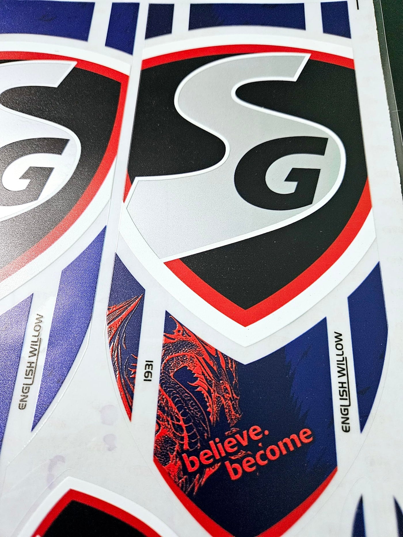 AYN Cricket Bat Sticker 4D Digital Embossed English Willow Fiber Tape Sports Accessories Protection, Dragon Red, 13 Cm